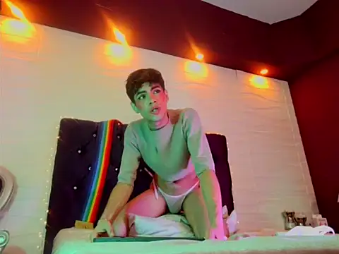 Nicolass_23 webcam