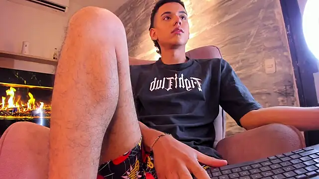 MathewAdamss webcam