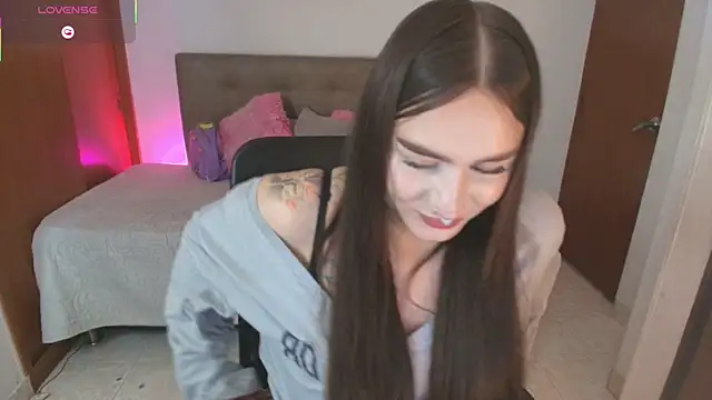 Miley_Baker webcam