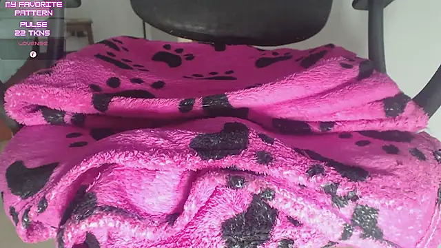 kevintyler69 live cam on StripChat