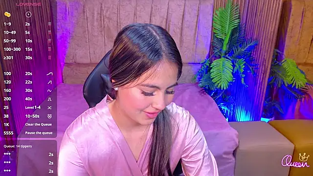juanita_tay webcam