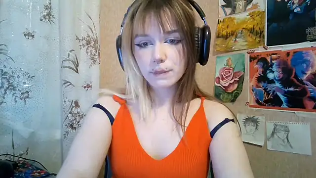 MilaTyan webcam