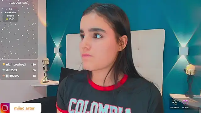 MiaaCarter_ webcam