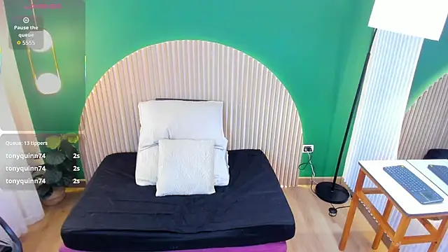Alicecoule_ webcam