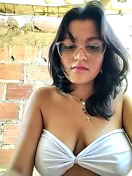sienna_elara webcam