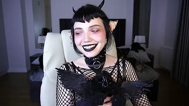 OutfitObsession webcam