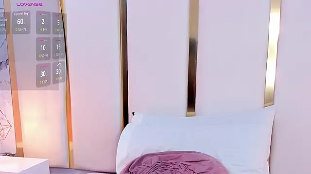 KamilaVegga webcam