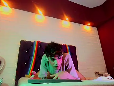 Nicolass_23 webcam