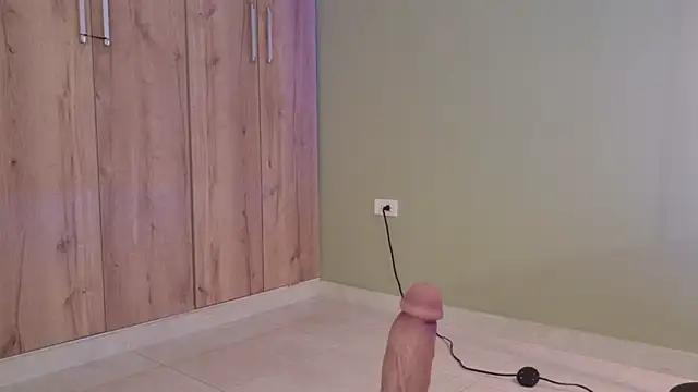 candyy_bella live cam on StripChat