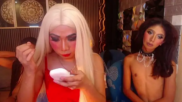 AudreyMilesTrans webcam