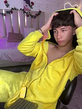 kaelwolf_tay webcam