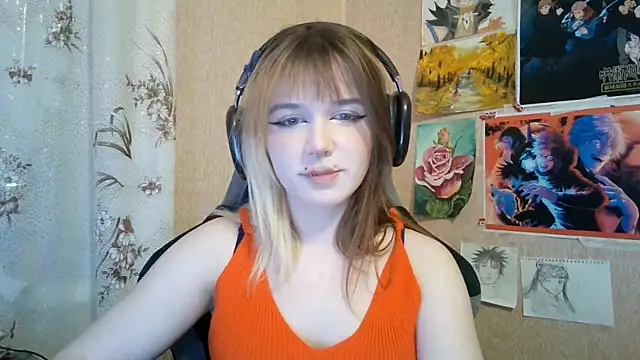 MilaTyan webcam