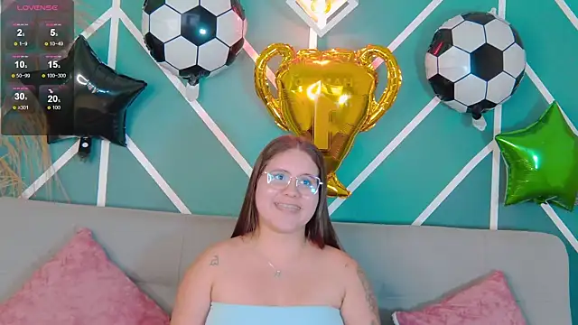 Lia_Avalon webcam
