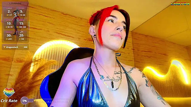 Moon_Red_r live cam on StripChat