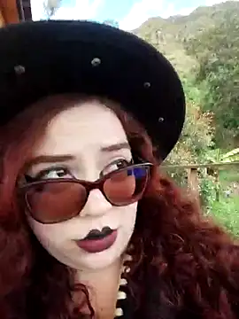 alicce_moon_ webcam