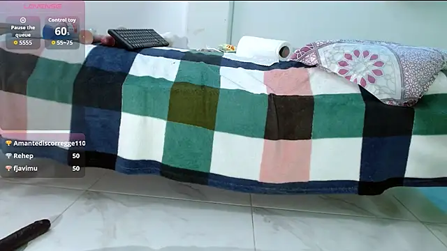 evaleribigtits18 webcam