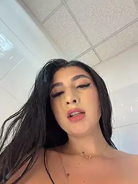 BadLilAngelXXX webcam