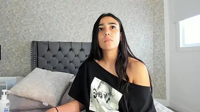 Anika_H webcam