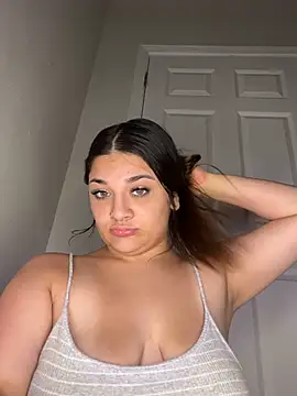 treasurebabii webcam