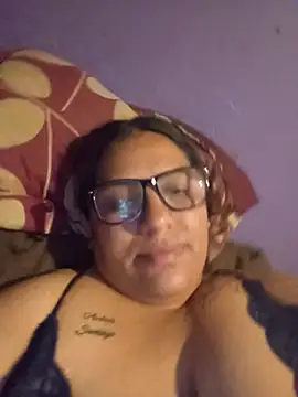 Valentina_Tits webcam