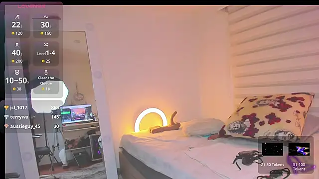 SharonVelvet webcam