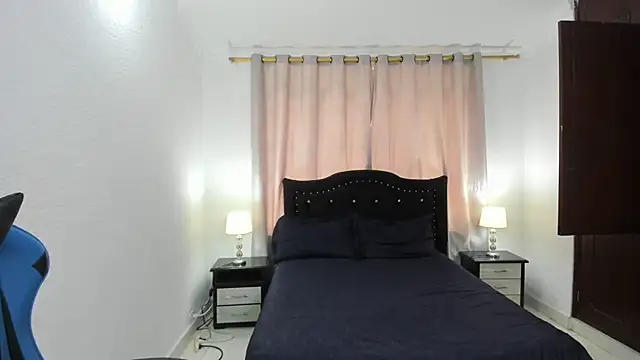 Debora_brown webcam
