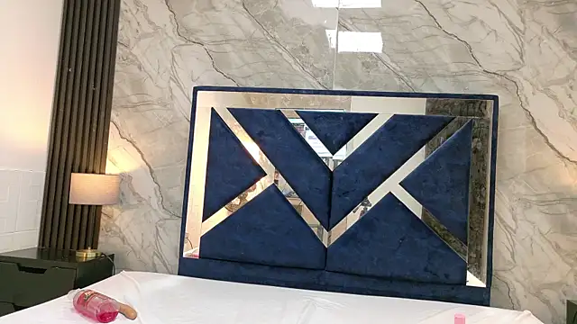KarinaSimonz webcam