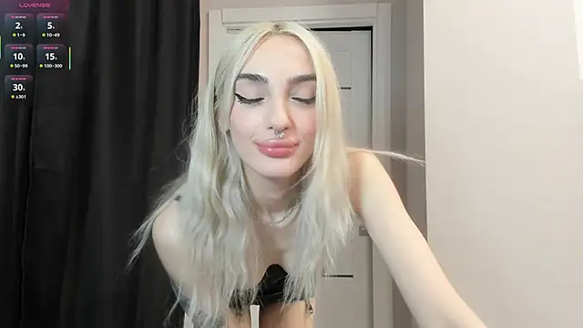 succubantra webcam