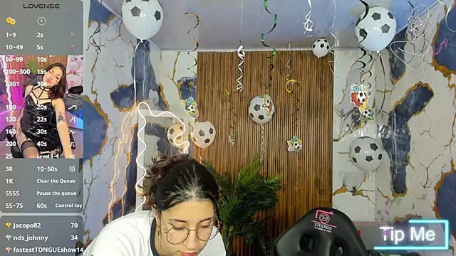 Zyra_tay webcam