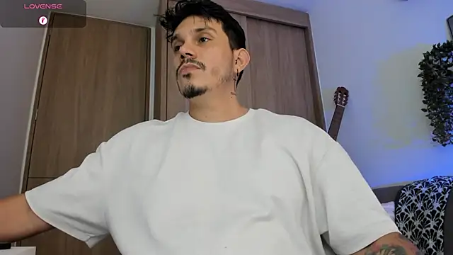alejandro_stark webcam