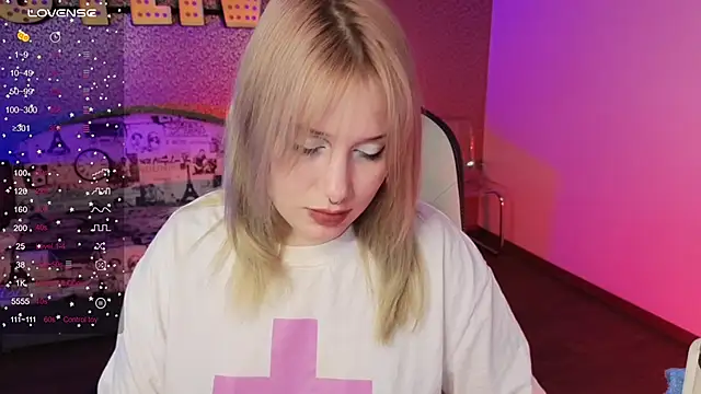 Eridabytrend live cam on StripChat