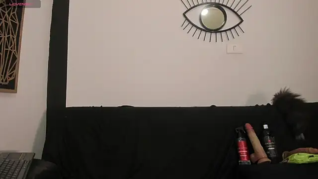 EmilyGomezLS live cam on StripChat