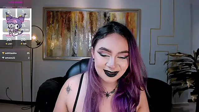 LoiseHarper webcam