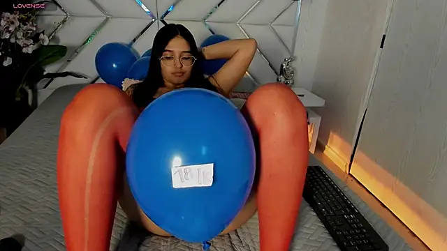 Janett_Moore webcam