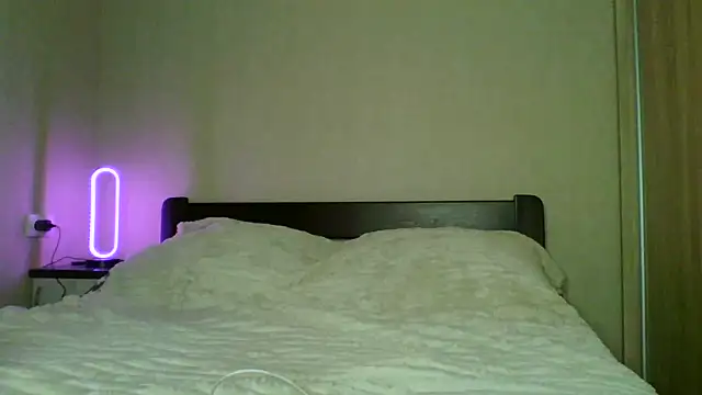 elliza_snow webcam