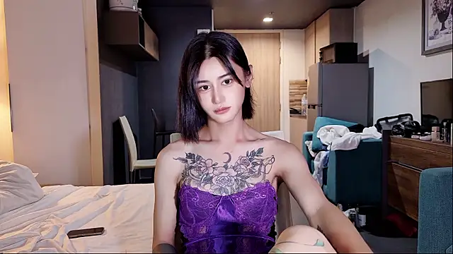 Rainbow-sweet webcam