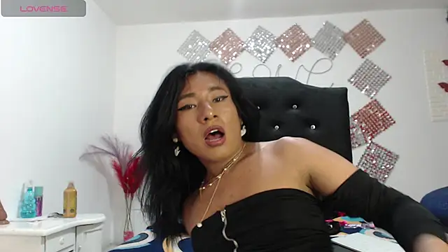 jatzibe_hot_93 webcam