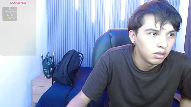 StiwenTwink webcam