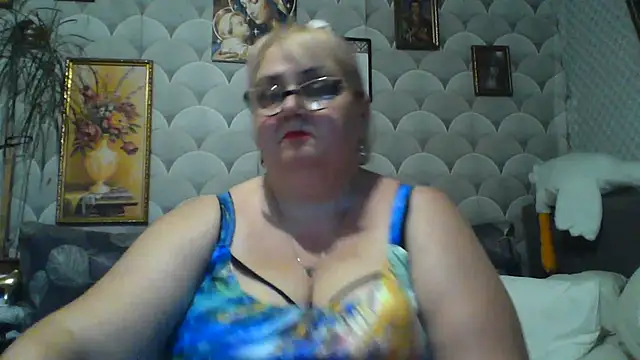 MarinaFarina53 webcam