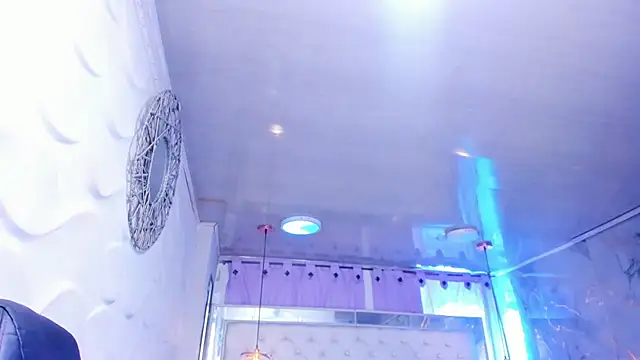 Tifanny-Val webcam