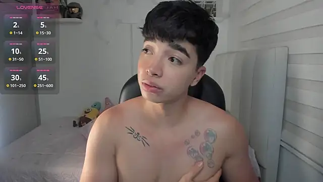 santy7v7 webcam