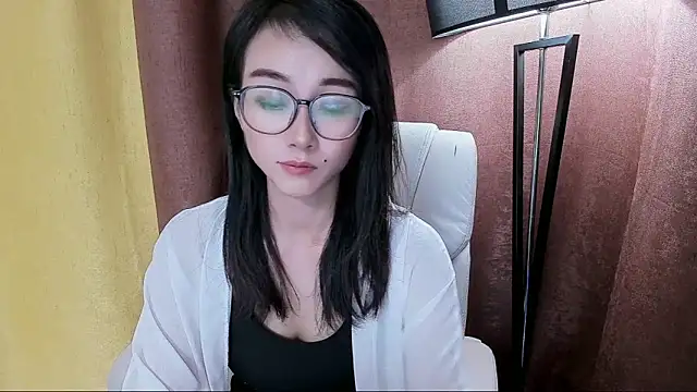 NIAN-er live cam on StripChat