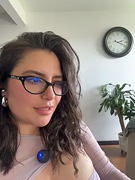sukhakunis1 webcam