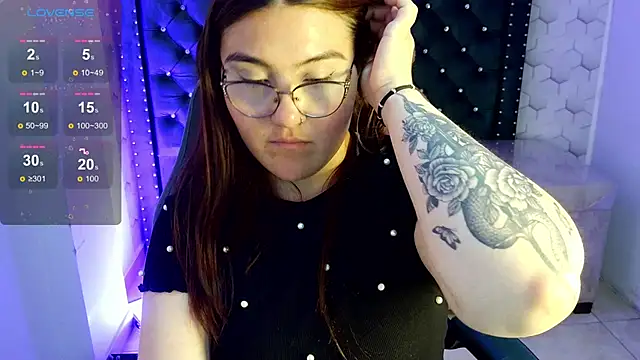 conniejames_m webcam