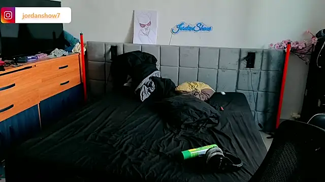 JordanShow webcam