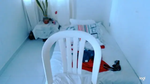 Sweeetnaughty webcam