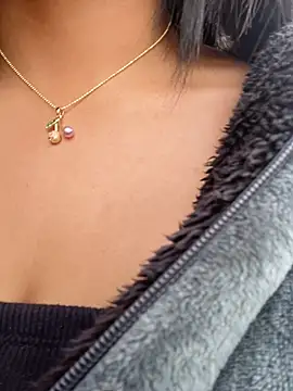 Isabella-Teen webcam