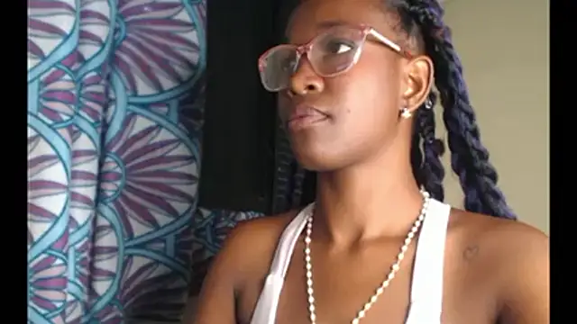LilithMiller_ webcam