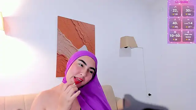 Malika_Noor webcam