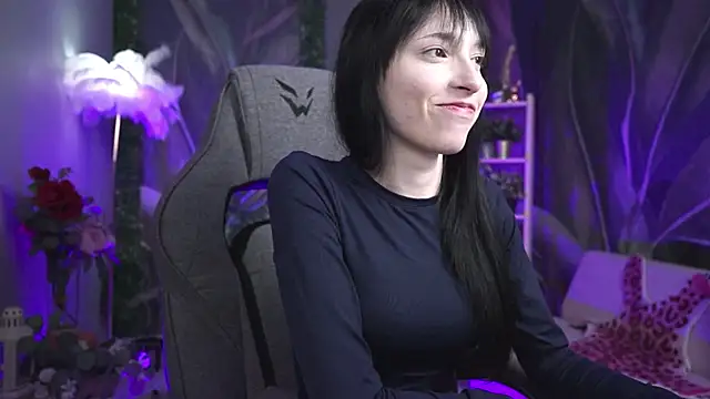 SeraphineSparda webcam